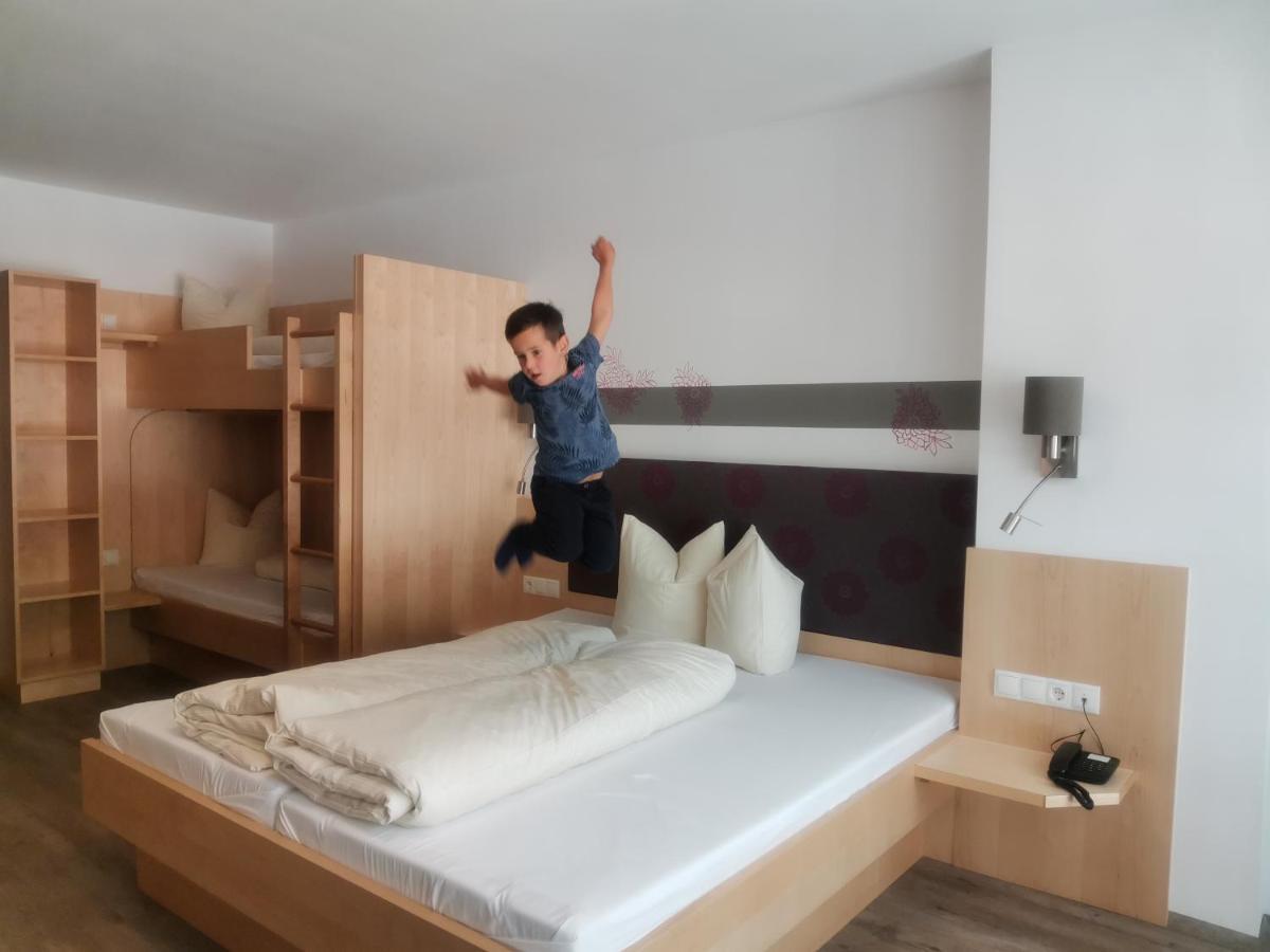 Kinderhotel Stefan Wenns Eksteriør billede
